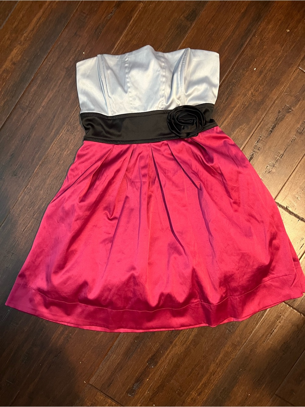 Strapless Fuchsia & Silver Girls Party Dress with Black Waistband size 7